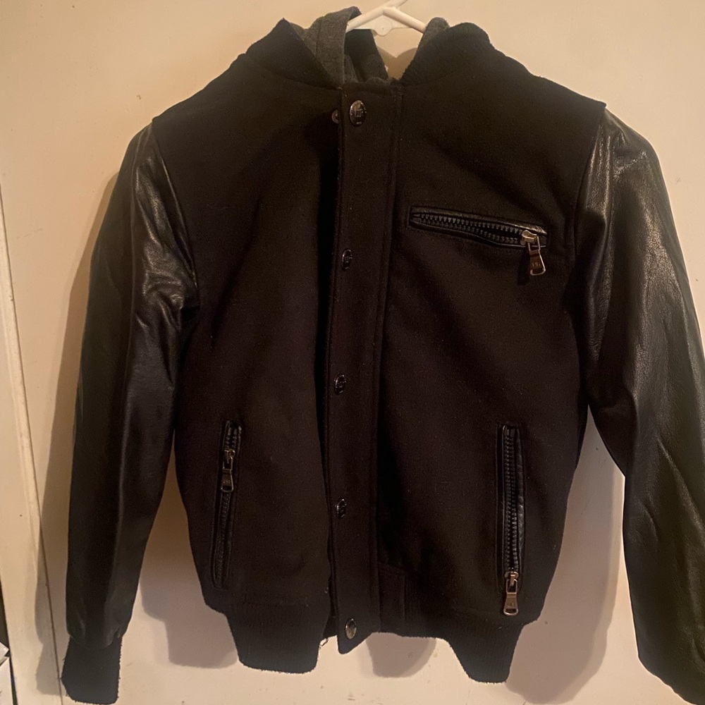 Urban Republic Boys Jacket really good condition the only thing has my son name